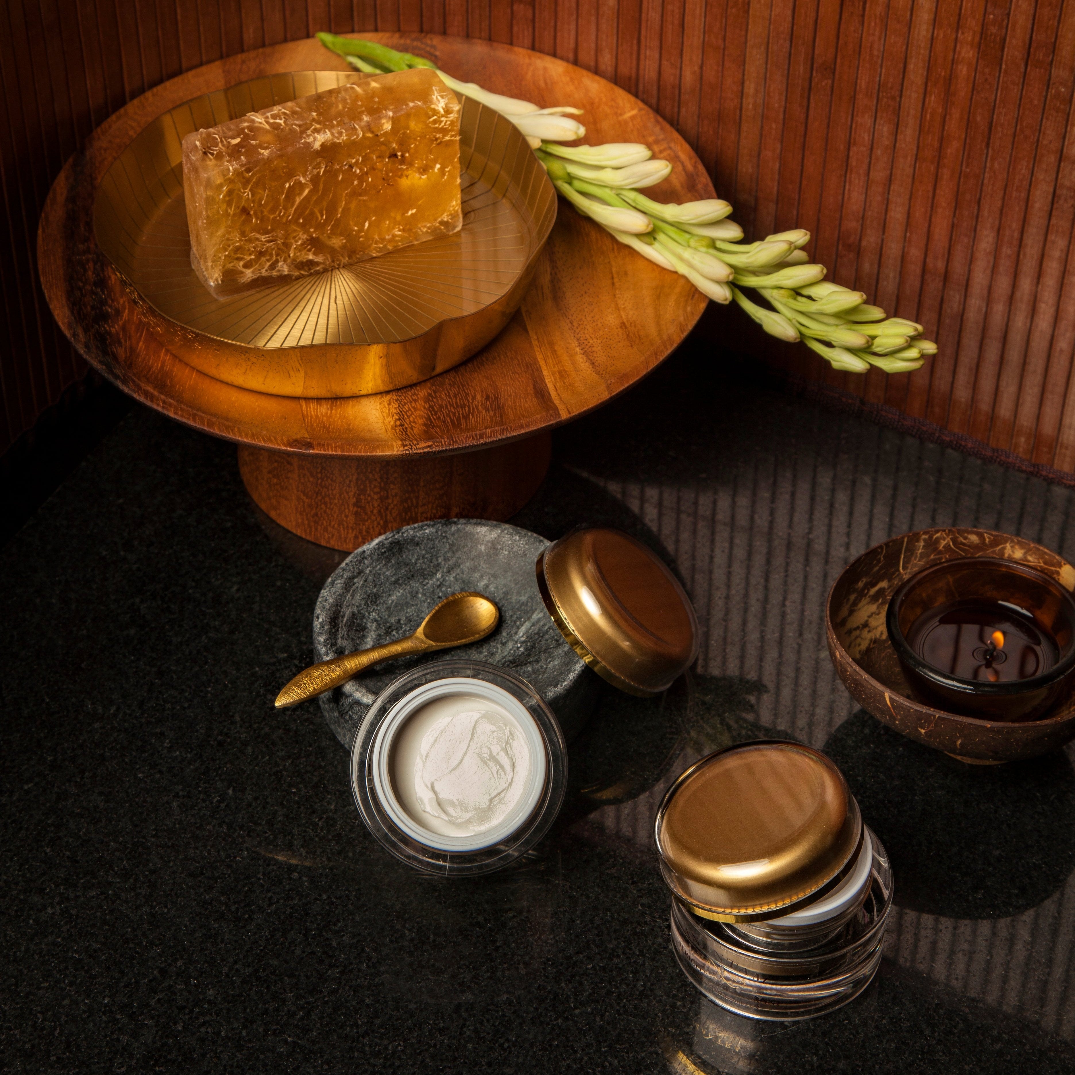 Saffron and Cucumber Under Eye Complex Light Day Cream