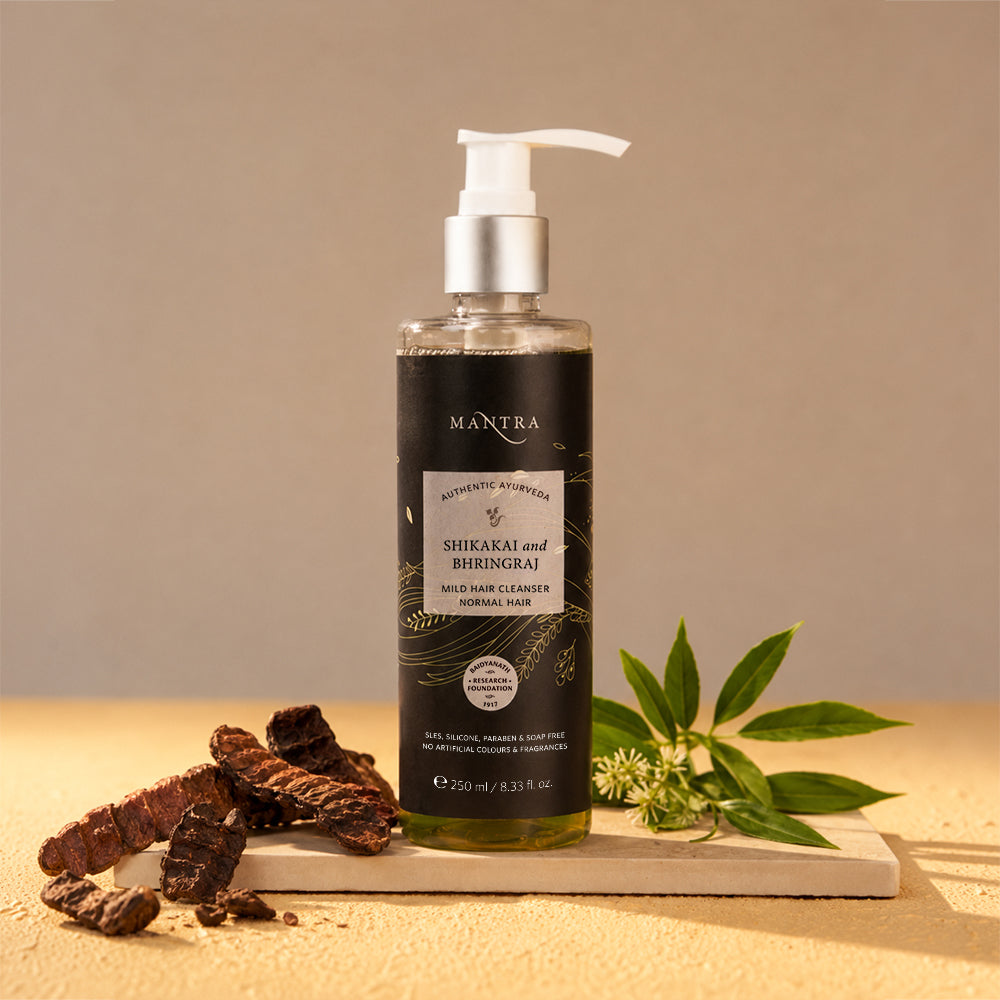 Shikakai and Bhringraj Mild Hair Cleanser for Normal Hair