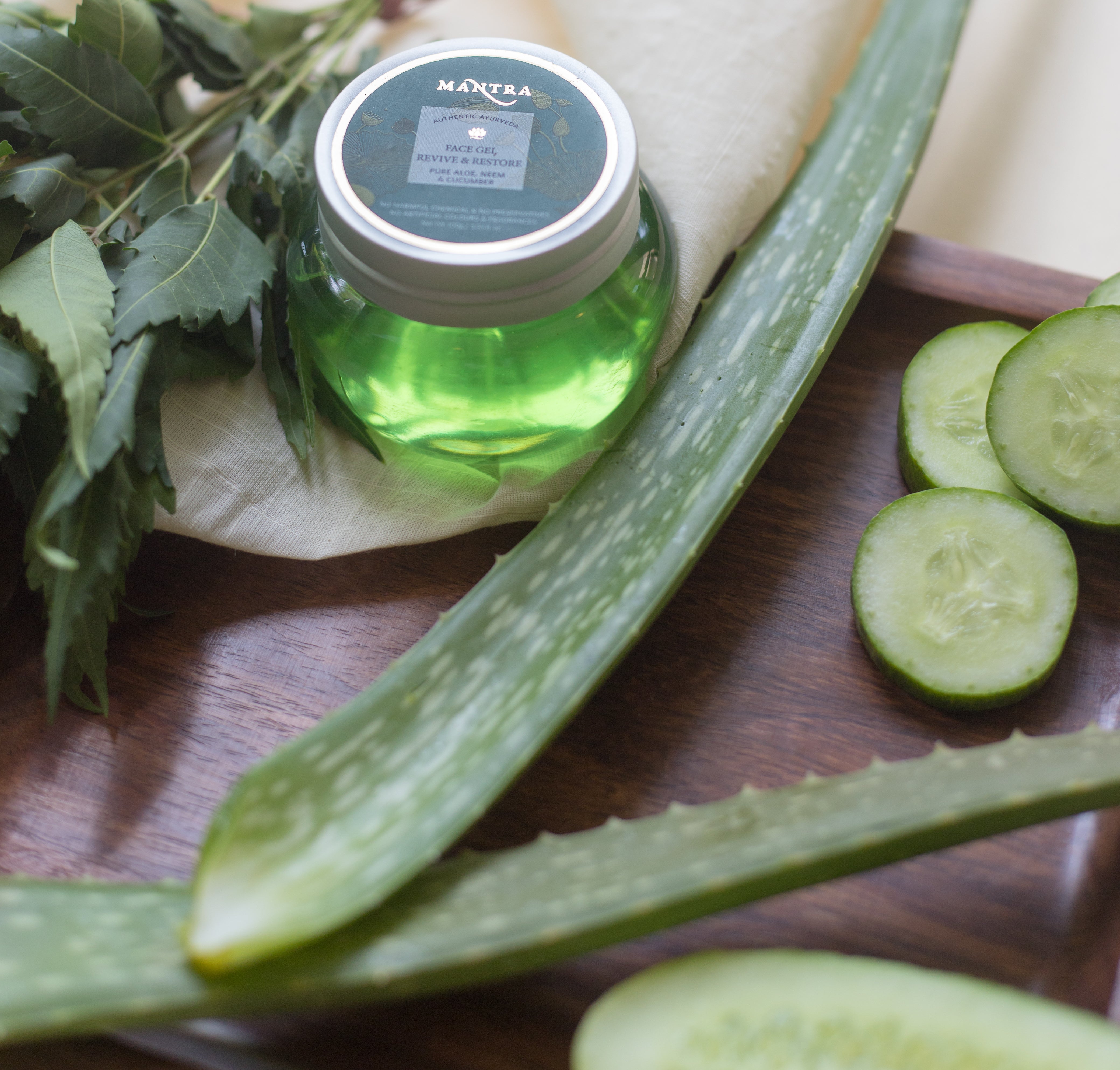 Face Gel Revive & Restore Pure Aloe, Neem & Cucumber