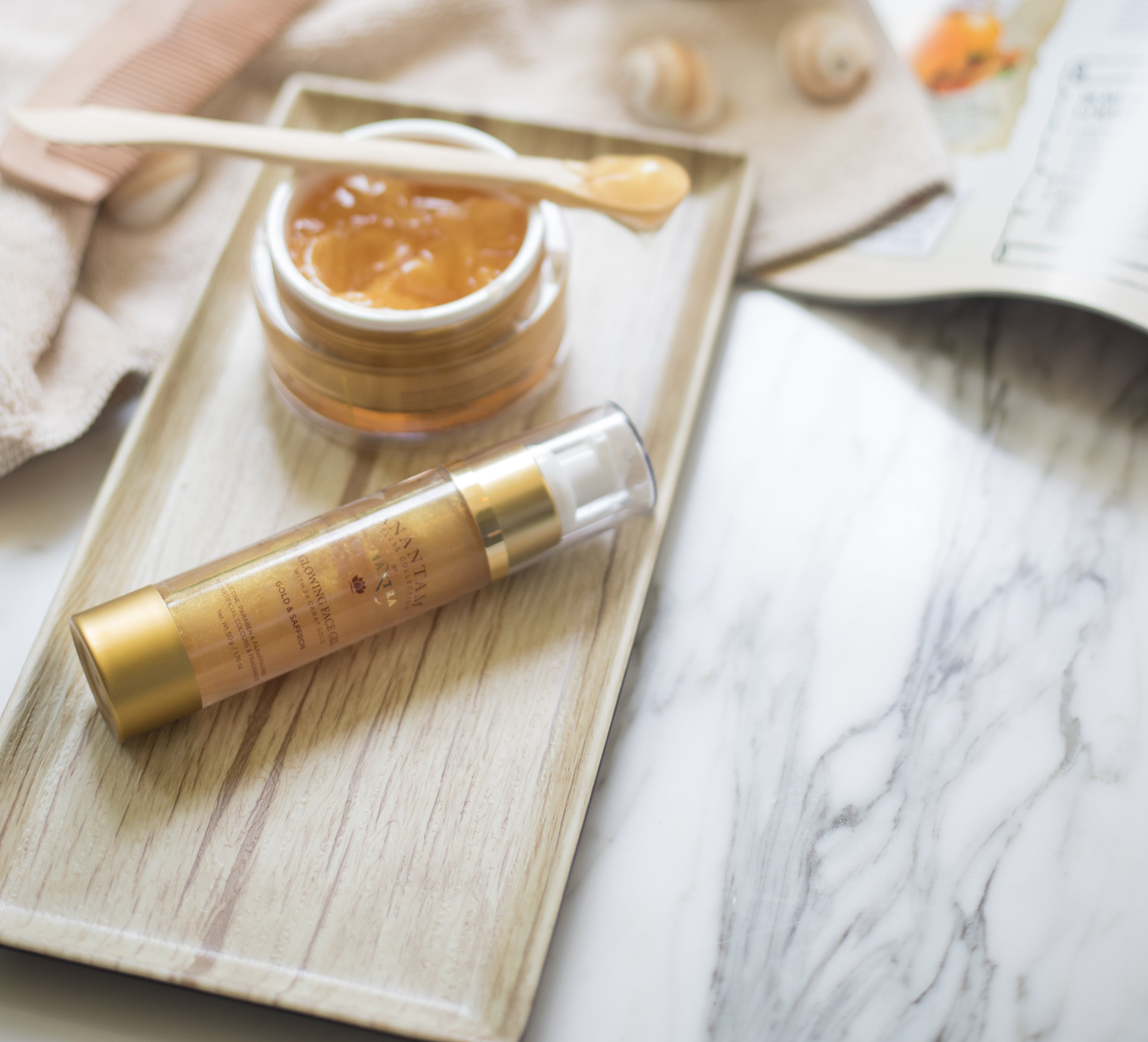 Gold and Saffron Glowing Face Gel with 24 Carat Gold