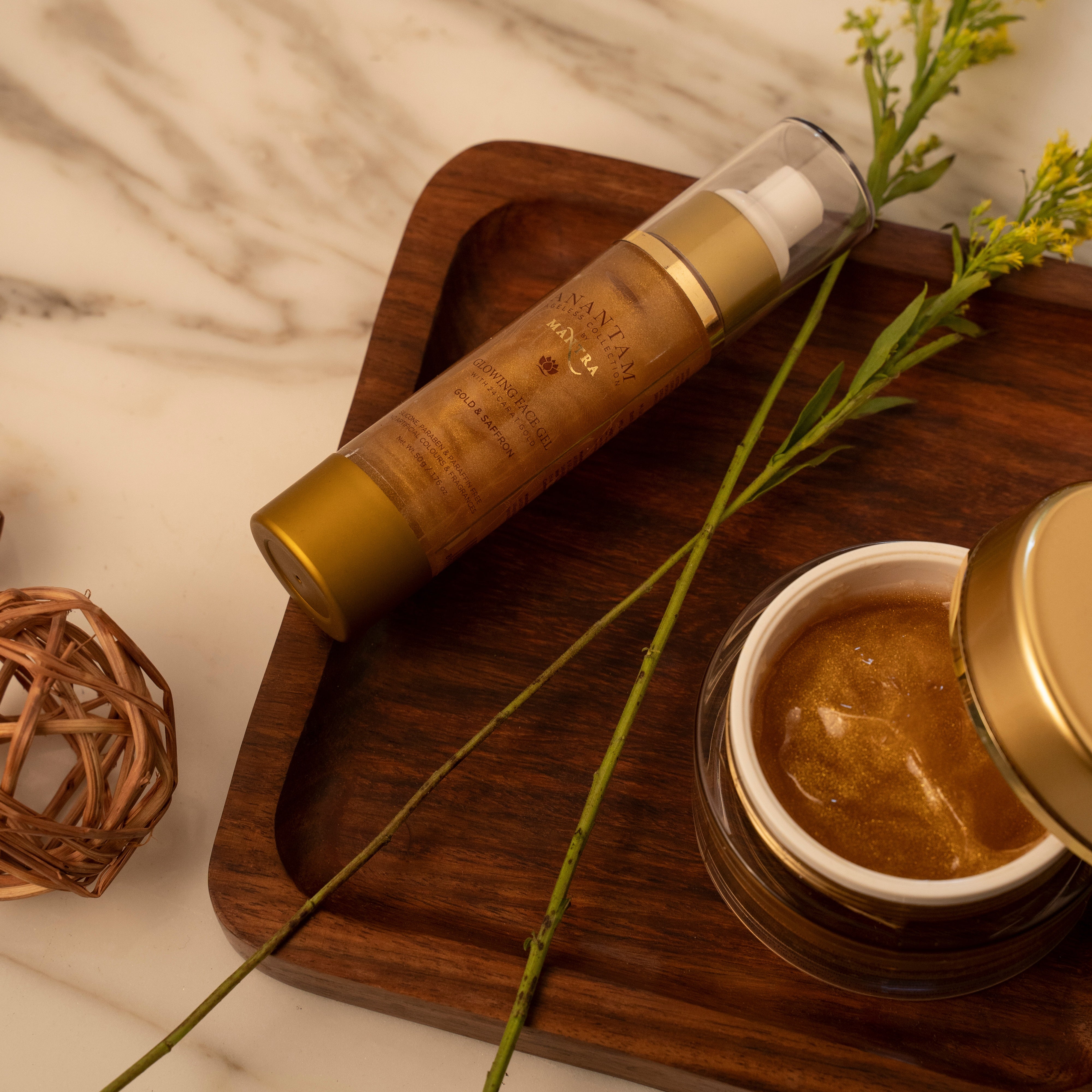 Gold and Saffron Glowing Face Gel with 24 Carat Gold